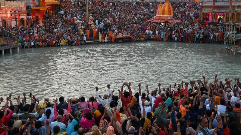 Maha Kumbh Mela 2025 Sets Record with 550 Million Devotees at World's Largest Religious Festival