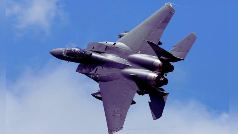 Trump Reveals US Pilot’s 3-Word Radio Message That Sparked Fears of Iranian Trap