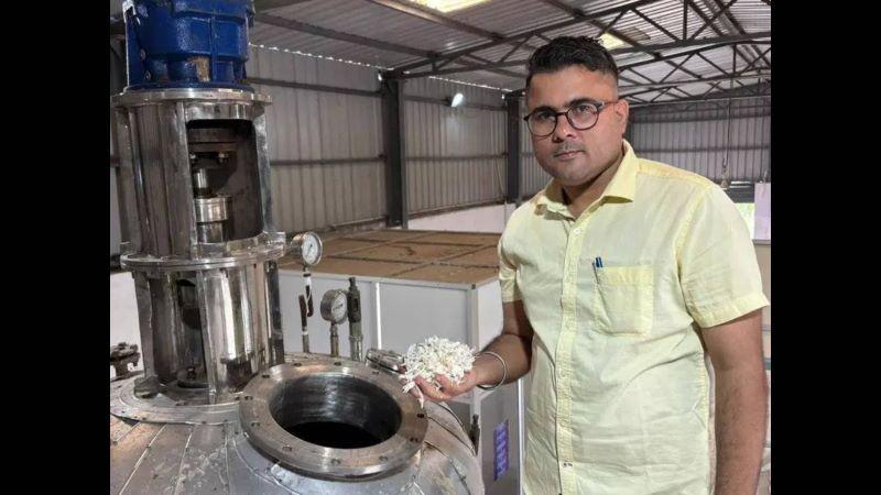 Natnov Bioscience Turns Seafood Waste into Bioplastics for a Sustainable Future