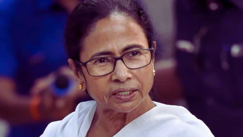 ED Raids Trigger High Drama in Kolkata as Mamata Banerjee Walks Out With Files