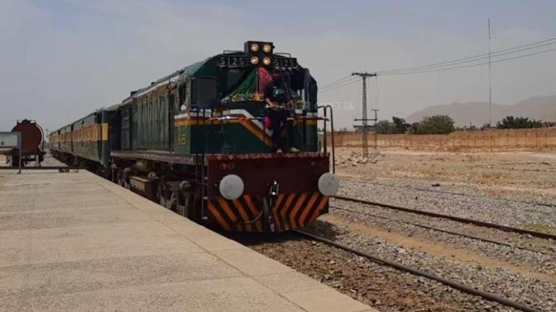 Pakistan Train Attack  BLA Militants Kill Six Troops, Demand Balochistan Independence