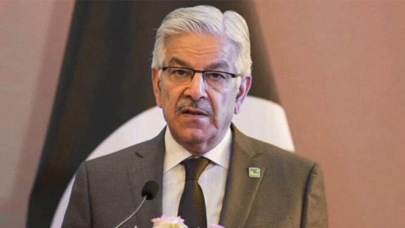Pakistan’s Defence Minister Claims Readiness for Two-Front War with India, Afghanistan