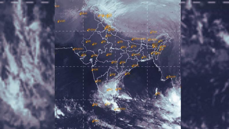 Red Alert Issued for Heavy Rainfall in Three Kerala Districts