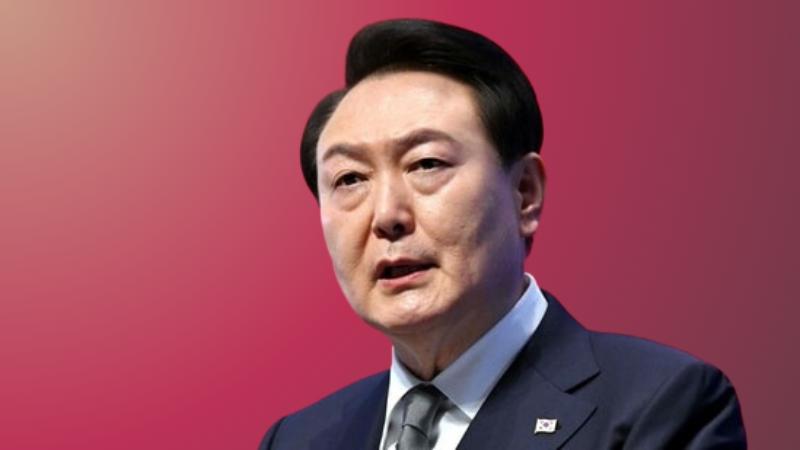 South Korean Court Approves Arrest Warrant for President Yoon Suk Yeol