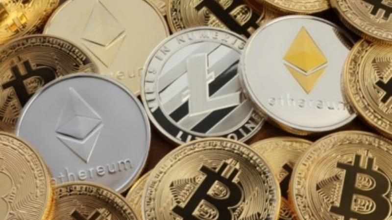 Bitcoin and Ether See Gains as Crypto Market Rises