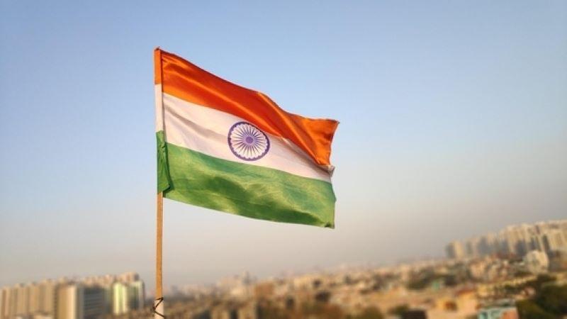 Reddit User Says Living Abroad Strengthened Indian Roots, Sparks Debate Online