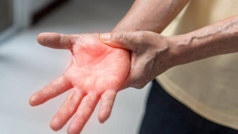 Rising Guillain-Barre Syndrome Cases in Maharashtra  Symptoms and Prevention Tips