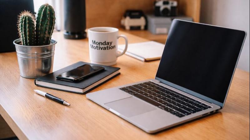 Why India’s Gen Z Is Quietly Quitting Without Resigning From Their Jobs