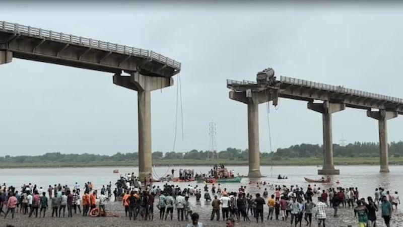 9 Dead as Gujarat Bridge Collapses into Mahisagar River