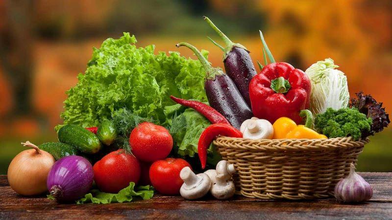 9 Vegetables to Avoid During Indian Summer and What to Eat Instead for Cooling and Hydration