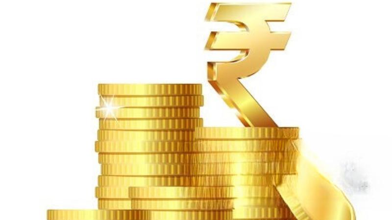 Indian Rupee Weakens to Record Low of 84.86 Against US Dollar