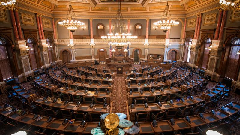 Stablecoin legislation gains momentum in Senate with bipartisan support