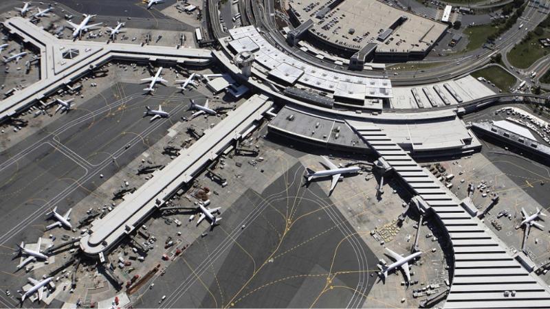 Baggage Issues and Flight Delays Hit Newark Liberty Airport During Busy Travel Weekend