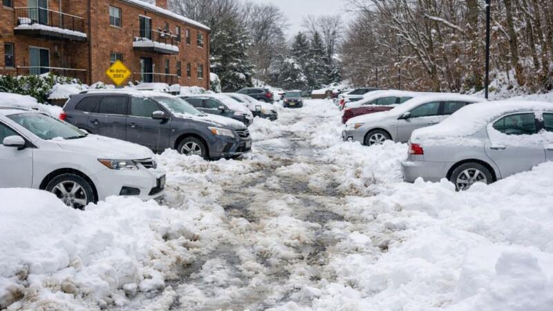 Residents raise concerns after Farmingdale apartment parking lot left unplowed after snowstorm