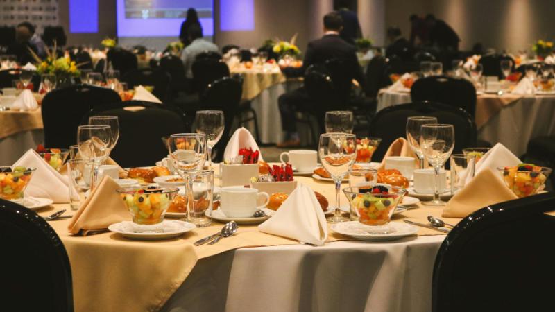 Your Ultimate Guide to Proper Table Manners for Formal Dinners and Elegant Events