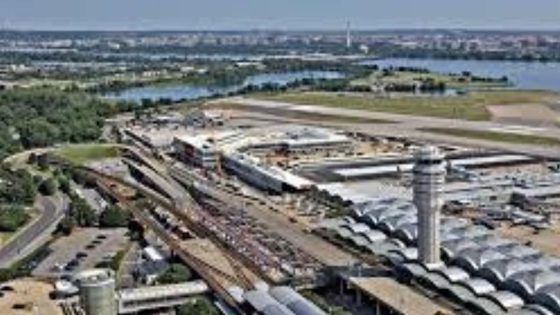 Wingtip Crash at Reagan National Airport Under FAA Investigation