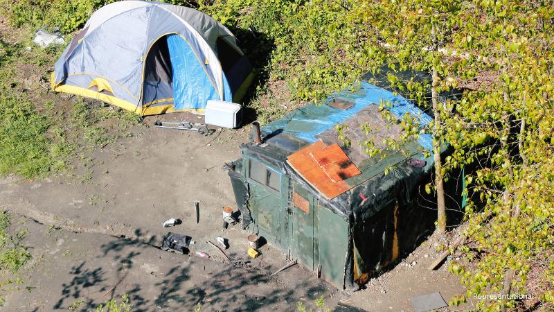 San Jose homeless encampment clearing reveals body in RV at Columbus Park
