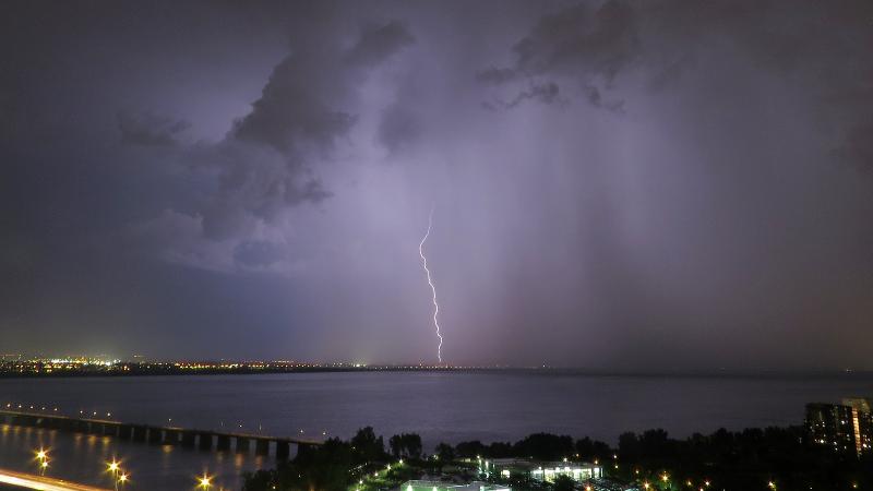 High Wind Warning in Effect as Tens of Thousands Lose Power in Northern Virginia