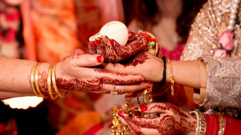 Star-Studded Nuptials Bollywood's Bridal Fashion Highlights of 2024