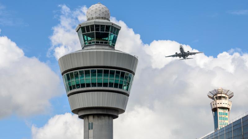 New Fiber Line Aims to Fix Air Traffic Issues Near Newark Liberty Airport by July