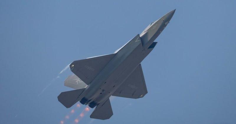 China Unveils Advanced Military Technology at Zhuhai Airshow 2024