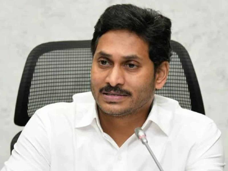 Chandrababu Naidu Orders Vigilance Inquiry into Alleged Housing Scheme Fraud by YCP Government