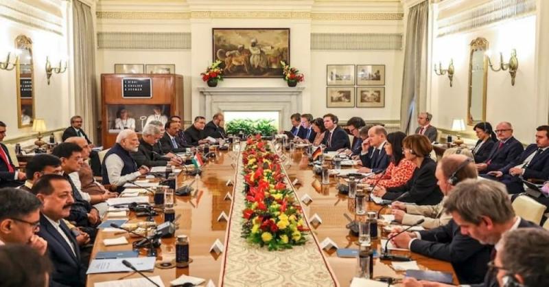 PM Modi Invites German Investors to Join India's Growth Story Amid Strong Bilateral Ties