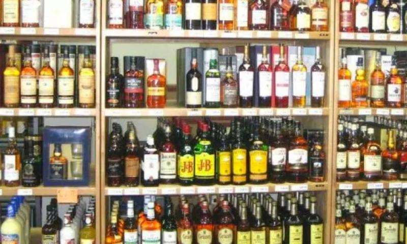 Andhra Pradesh's New Liquor Policy Record Revenue and Tender Applications Completed