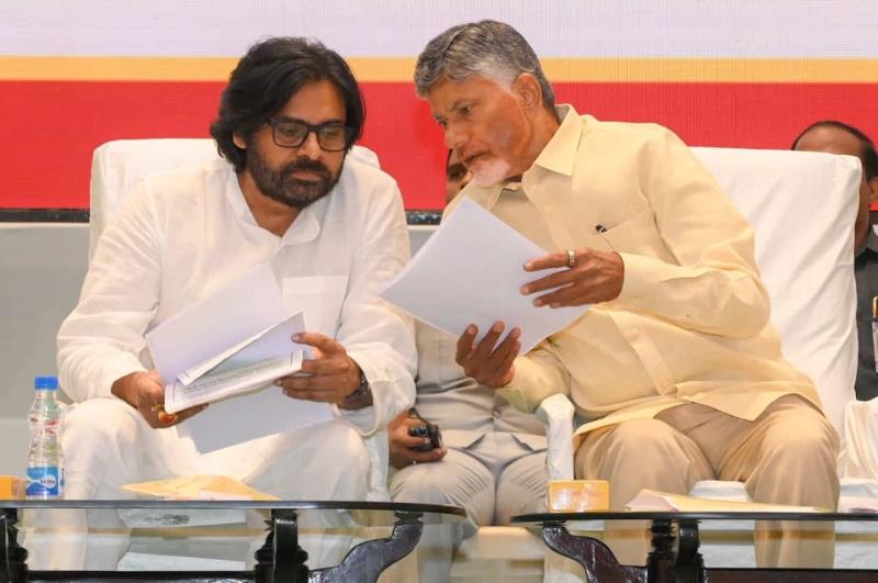 Pawan Kalyan Praises CM Chandrababu Naidu as Inspiration in Politics