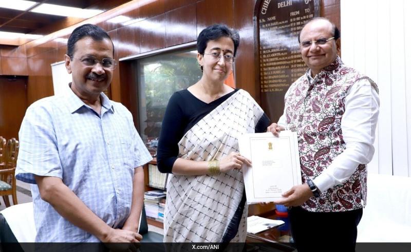 Arvind Kejriwal Resigns as Delhi Chief Minister; Atishi Takes Over Amidst Liquor Policy Case Controversy