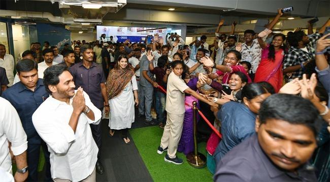 Jagan Mohan Reddy's 2024 Election Fallout How IPAC's Missteps Led to a Crushing Defeat