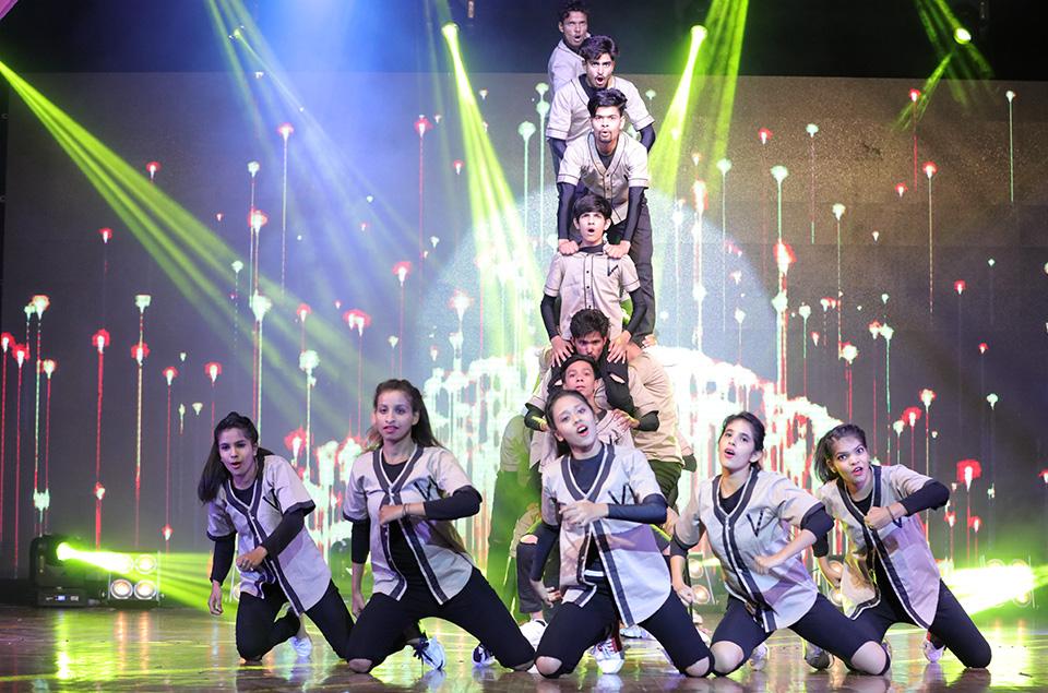 Elevate Your Performance  Discover the Best Jazz Dance Class In Ambabari