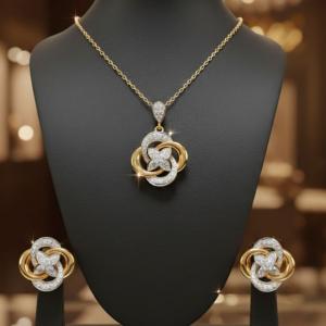 Your Complete Guide to Stylish 18K Gold Pendant
