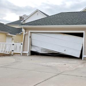 Emergency Garage Door Repair in Arkansas  What to Do When You're Stuck