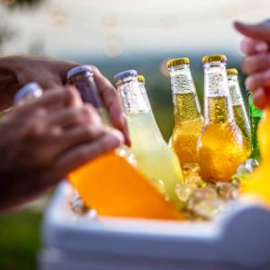 How to Choose the Perfect Ice-Cold Drink on a Hot Day