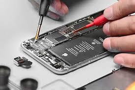 Where to Repair an iPhone in Dubai: How to Choose a Good Service and How Much a Quality Repair Costs