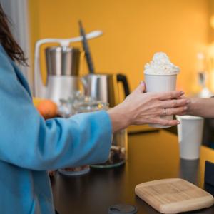 6 Reasons Your Dessert Shop Needs a Soft Serve Machine