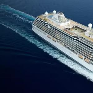 How can I book a group cruise with Celebrity Cruises?