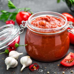 Tomato Paste Can  The Secret Ingredient Every Home Cook Should Use