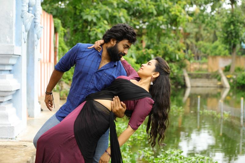 Director Harish Shankar unveiled 'Sasivadane' movie Title song