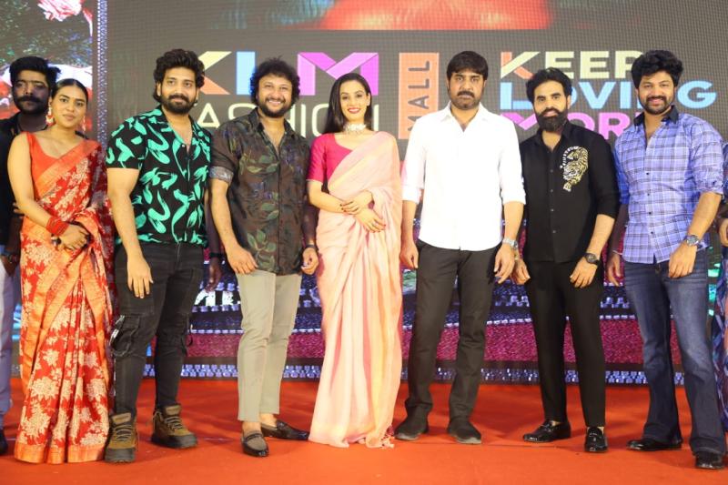 Versatile Hero Srikanth Launched The Theatrical Trailer Of Abhinav Sardhar's 'Mistake'