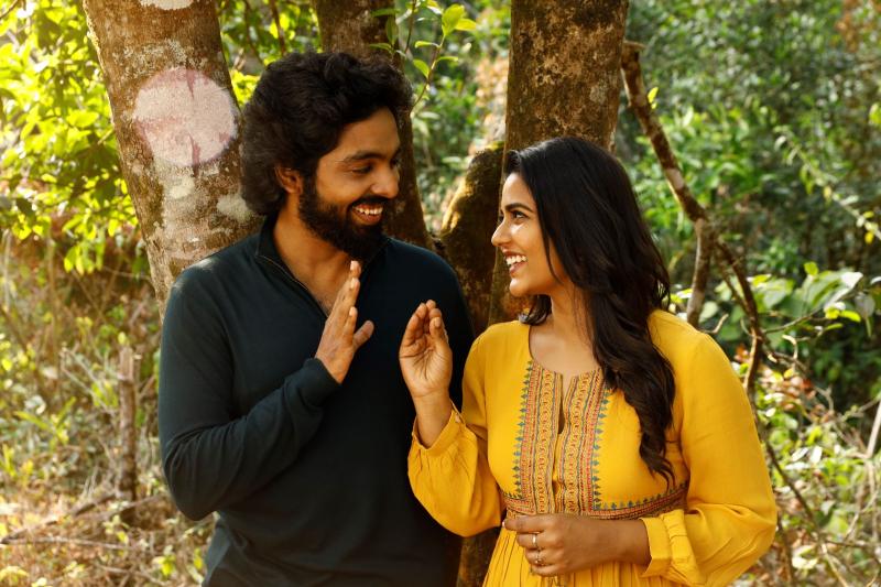 GV Prakash Kumar, Aishwarya Rajesh’s Dear Andhra Theatrical Release On April 12th