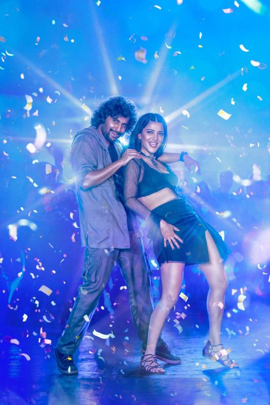 Nani, Shruti Haasan Set Dance Floor On Fire In The Party Anthem Odiyamma