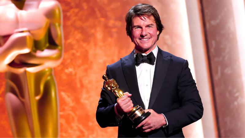 Tom Cruise Finally Receives His First Oscar With Honorary Award At Governors Event