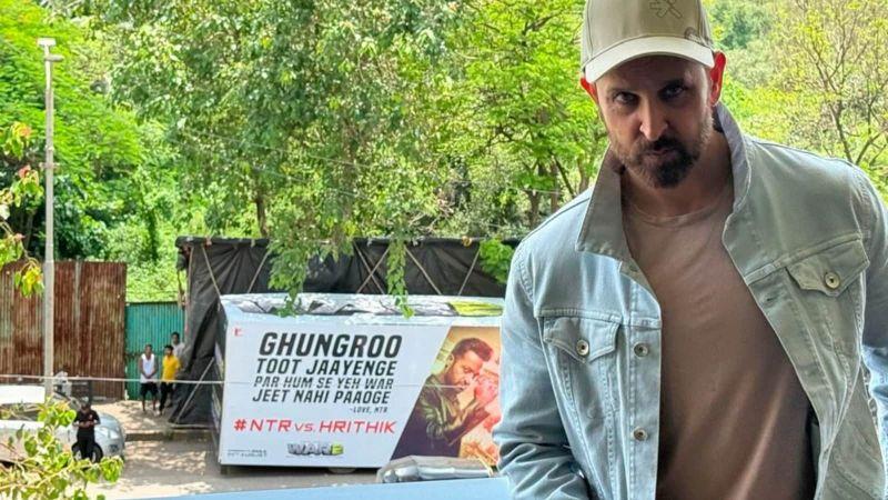 Hrithik Roshan Reacts to Jr NTR&rsquo;s Bold Billboard Ahead of War 2 Release