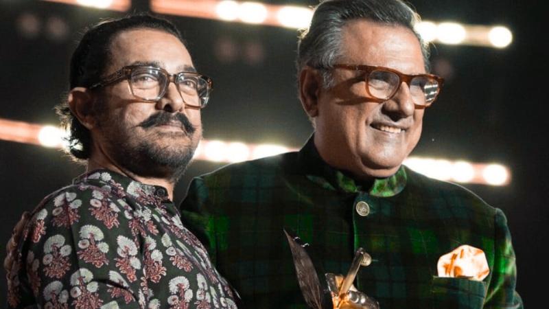 Aamir Khan Receives First RK Laxman Award For Excellence, Honoured By Boman Irani