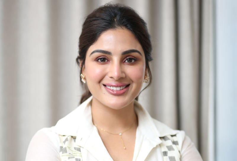 Samyukta on Nari Nari Nadu Murari | A Fun Sankranthi Family Entertainer