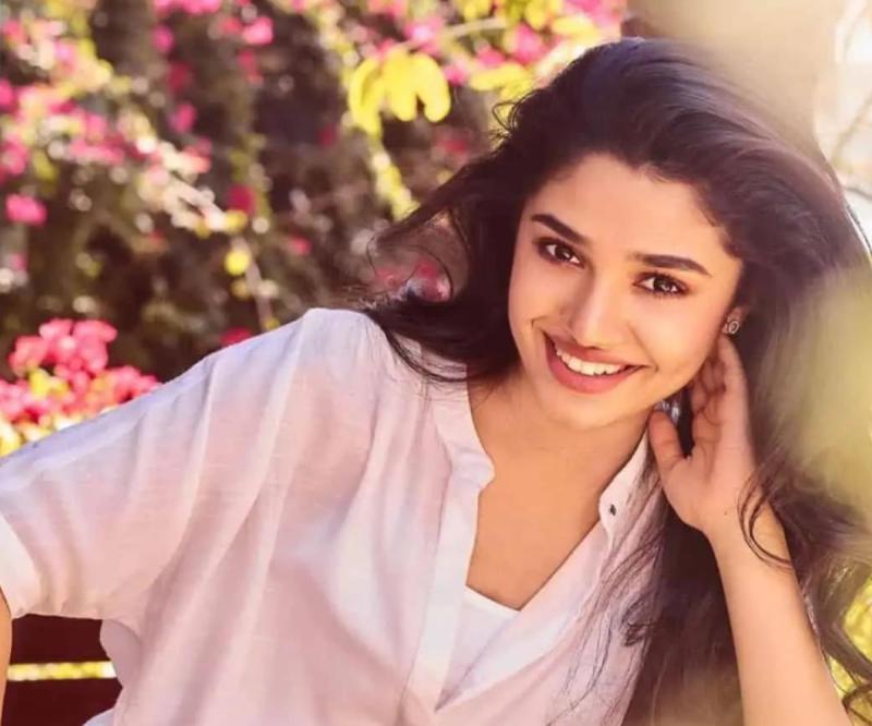 Kriti Shetty Bags Role Opposite Dulquer Salmaan?