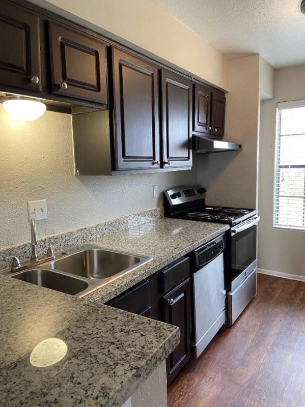 Live Outside The Lines. (The Park at Sorrento)