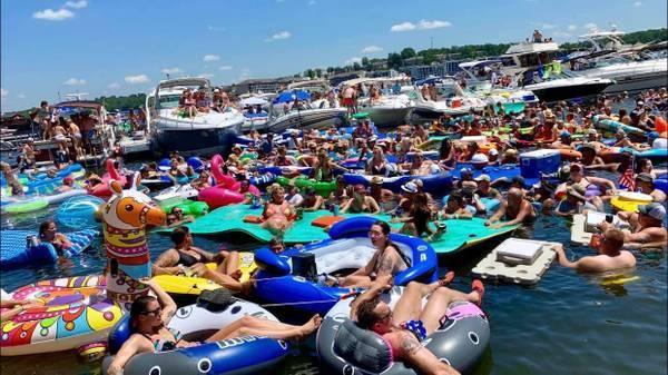 ~ ONE Of A KIND BACHELORETTE/BACHELOR PARTY!!! (Lake of The Ozarks)
